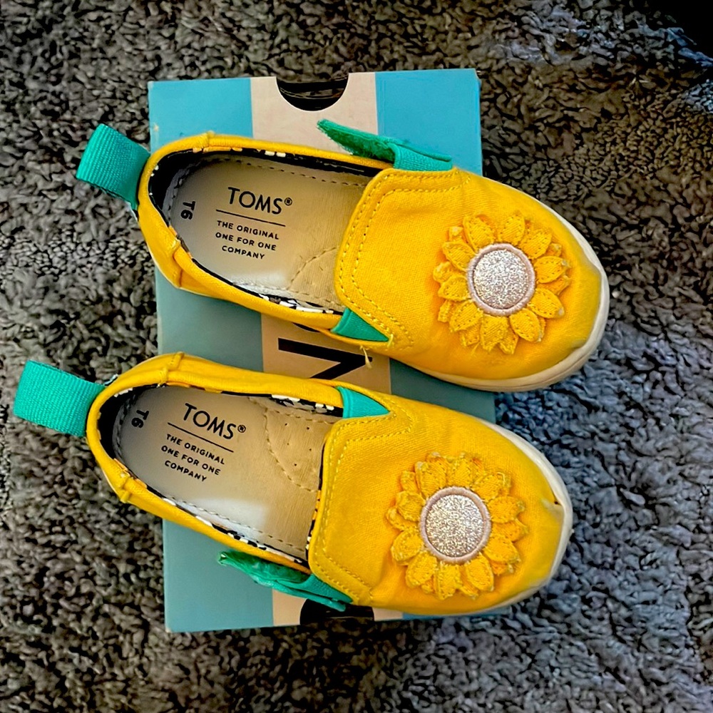 Sunflower Tom’s